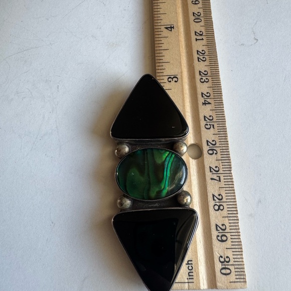 Elegant Sterling Silver Black Onyx and Green Abalone Pin brooch 22.9g - Picture 6 of 15